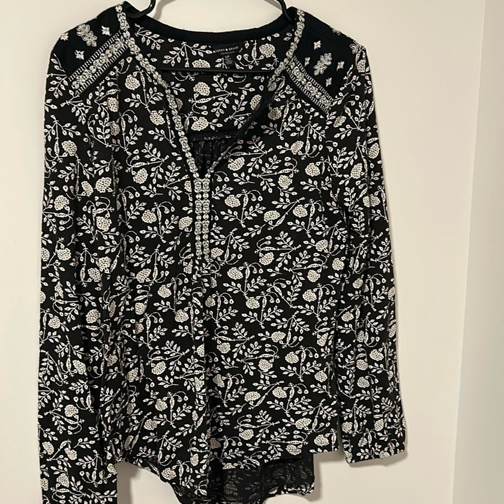Lucky Brand Embroidered Long Sleeve Floral Black and White Blouse Boho Size S